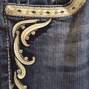 Miss Me Size 28 Mid-Rise Style:MY6185B2 Paisley Design